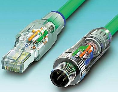 圖3 按入電纜芯、剪斷，且蓋好防護蓋：無論是RJ45還是M12連接器，它們都能夠?qū)崿F(xiàn)快速且可靠的安裝