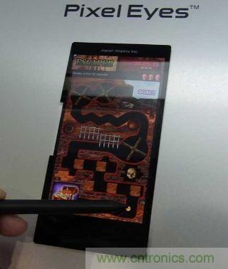 圖2:日本顯示器采用In-cell技術的5英寸全高清面板