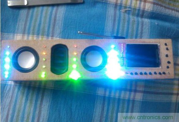 組裝，調試，安裝吸音棉