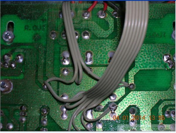 巧奪天工!大神利用山寨功放為高性價(jià)比逆變器"穿新衣"