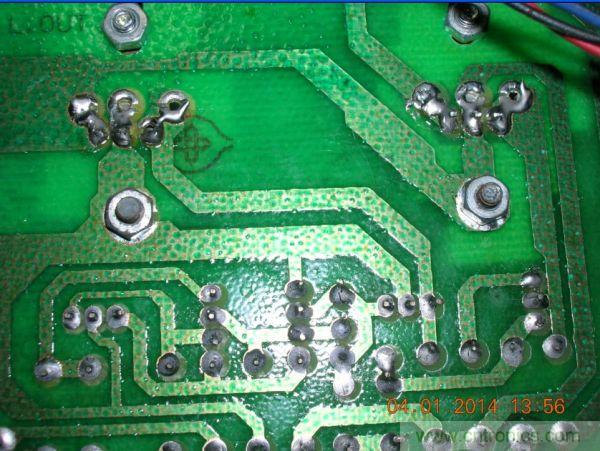 巧奪天工!大神利用山寨功放為高性價(jià)比逆變器“穿新衣”