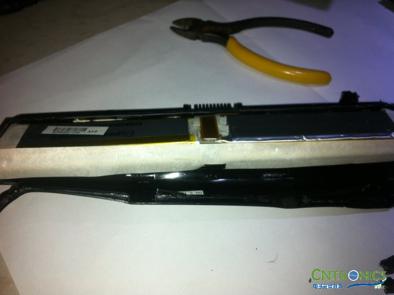 不一樣的DELL筆記本電池拆解小竅門(mén)!