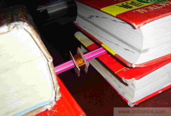 DIY單管自激,領(lǐng)略高壓電火花風(fēng)采