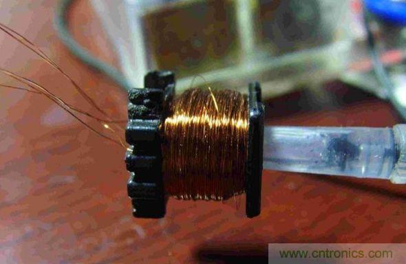 DIY單管自激,領(lǐng)略高壓電火花風(fēng)采