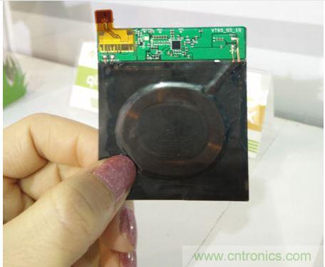 以上三個分別是為藍牙耳機、智能手表與手機設(shè)計的超薄無線充電模組