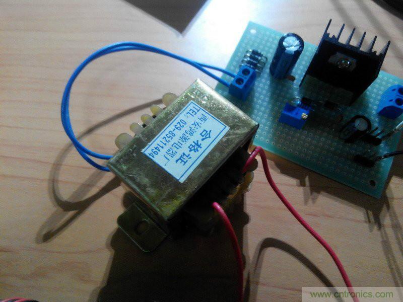 網友分享:DIY一個LM317 可調穩壓電源