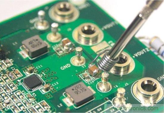 高手解讀:開關(guān)調(diào)節(jié)器的輸出波紋和開關(guān)瞬變