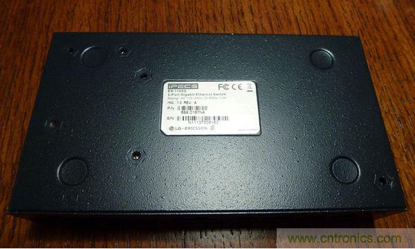 拆解:一探究竟以太網交換機為何遭雷擊就關機