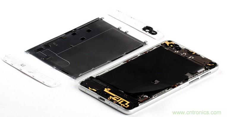 真文藝還是假噱頭? 走進努比亞My Prague的“內芯”世界