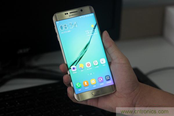 三星S6 Edge+拆解:比S6 Edge加在哪里?