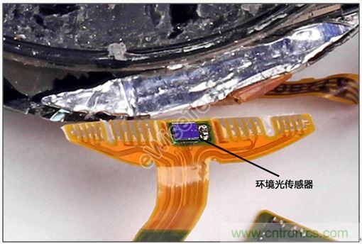 MOTO 360二代智能手表拆解：只有細節，沒有亮點