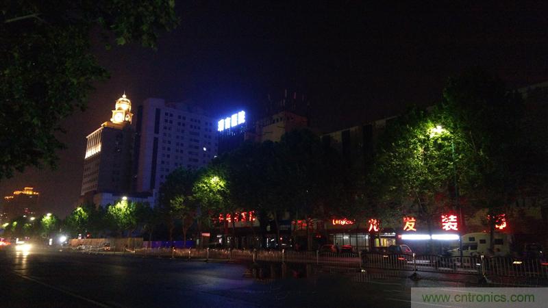 無邊框的 nubia Z9 ，一款既有驚喜，又有驚艷的智能手機(jī)