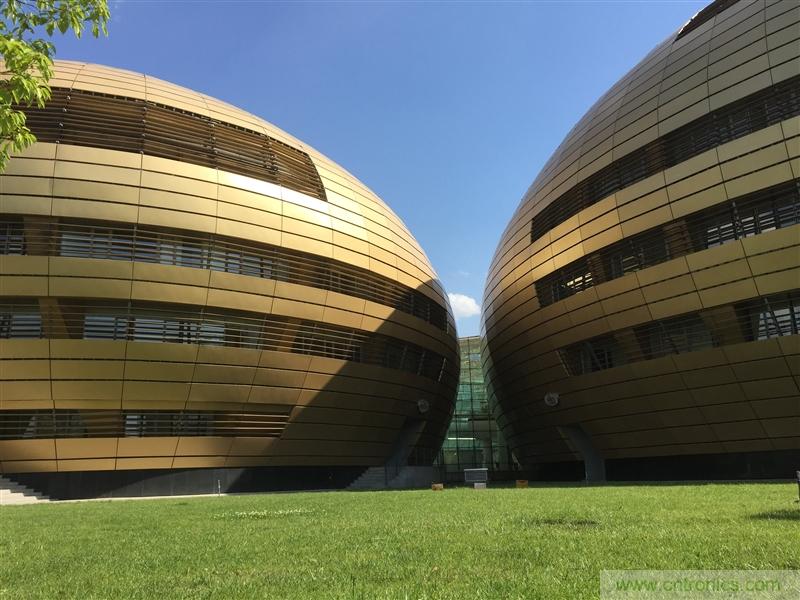 無邊框的 nubia Z9 ，一款既有驚喜，又有驚艷的智能手機(jī)