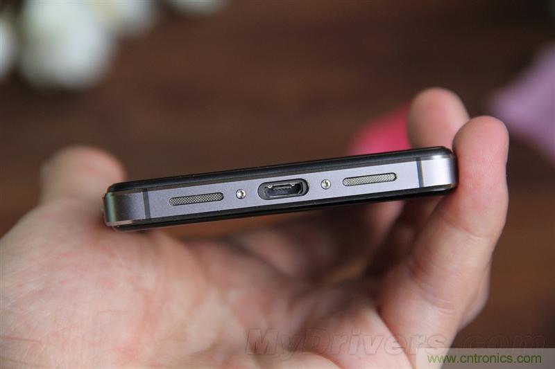 無邊框的 nubia Z9 ，一款既有驚喜，又有驚艷的智能手機(jī)