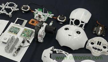 拆解筆記本不過癮，那就來拆拆日本情感機器人吧！