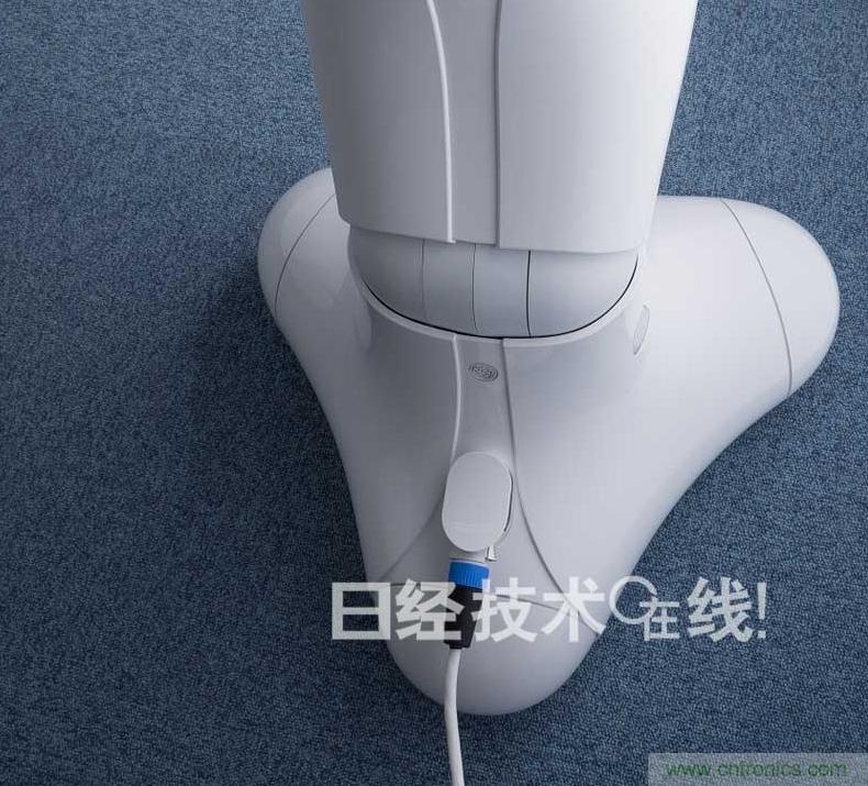 拆解筆記本不過癮，那就來拆拆日本情感機器人吧！