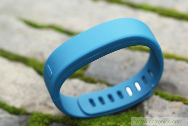 咕咚智能手環2上手評測：功能齊全，細節欠缺