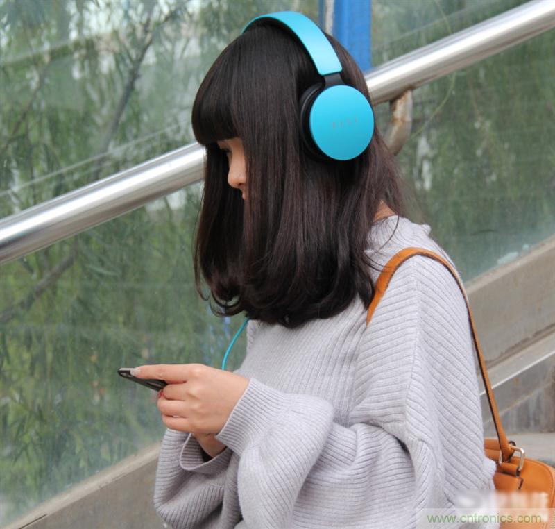 頭條哥的夢想之作！FIIL耳機(jī)能讓汪峰上頭條否？