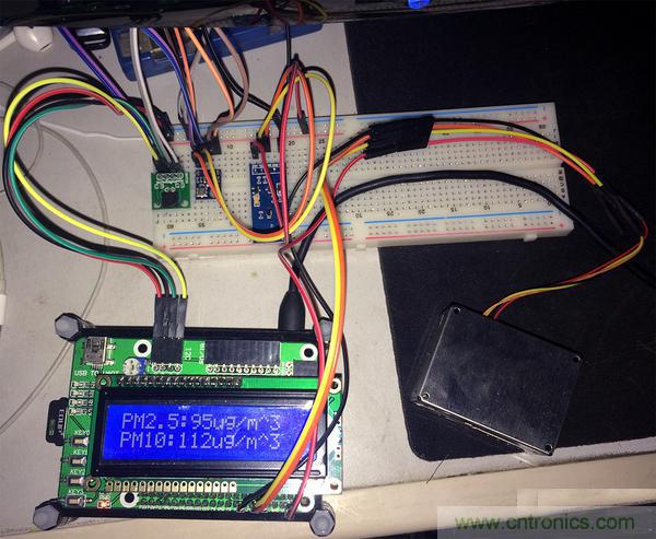 不用專業設備,用樹莓派就能玩一把室內環境監測!