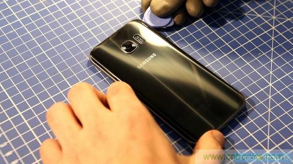 三星S7手機僅靠粘膠防水，也是沒&ldquo;sei&rdquo;了！