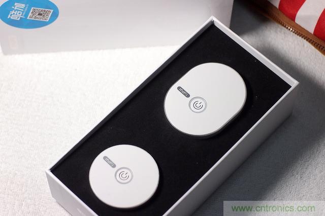 路由器也跟風(fēng)玩分體設(shè)計，你咋不上天呢？