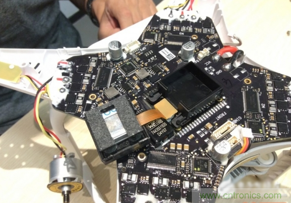 真飛機拆不著，那就來拆拆無人機&ldquo;鼻祖&rdquo;大疆吧！