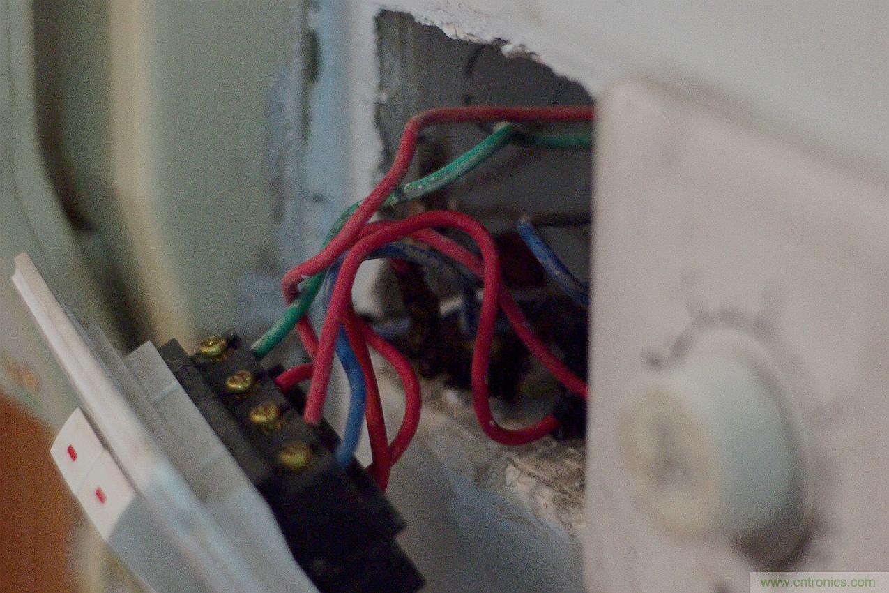 星球大戰原力釋放，無線控制易如反掌