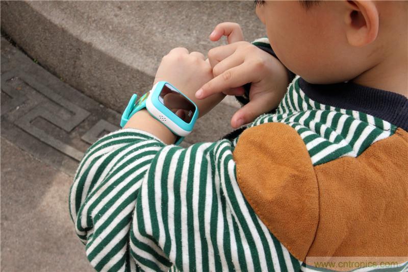 別讓《失孤》重演，360兒童手表幫你定住家中小頑童！