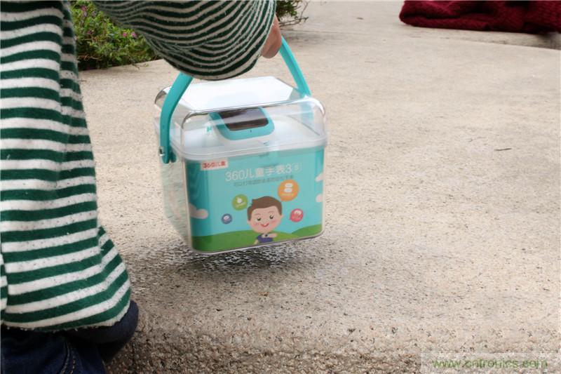 別讓《失孤》重演，360兒童手表幫你定住家中小頑童！