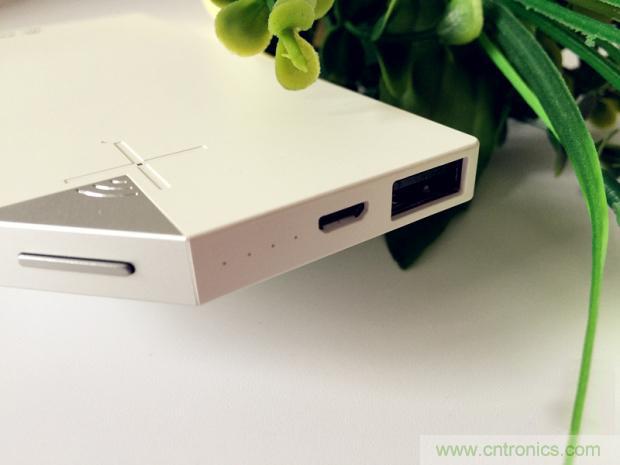 長虹流云智能電源,集“充電”+“存儲”于一身