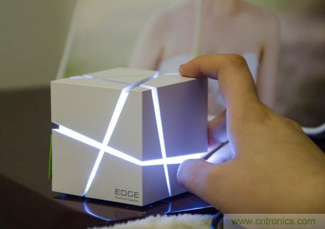 洛斐創意藍牙音箱,光與建筑點綴生活