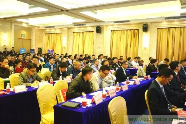 大咖云集!第二屆中國(深圳)智能制造產(chǎn)業(yè)大會(huì)順利召開 大咖云集!第二屆中國(深圳)智能制造產(chǎn)業(yè)大會(huì)順利召開