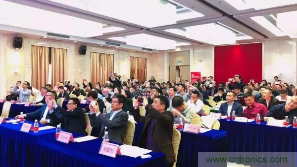 大咖云集!第二屆中國(深圳)智能制造產(chǎn)業(yè)大會(huì)順利召開 大咖云集!第二屆中國(深圳)智能制造產(chǎn)業(yè)大會(huì)順利召開