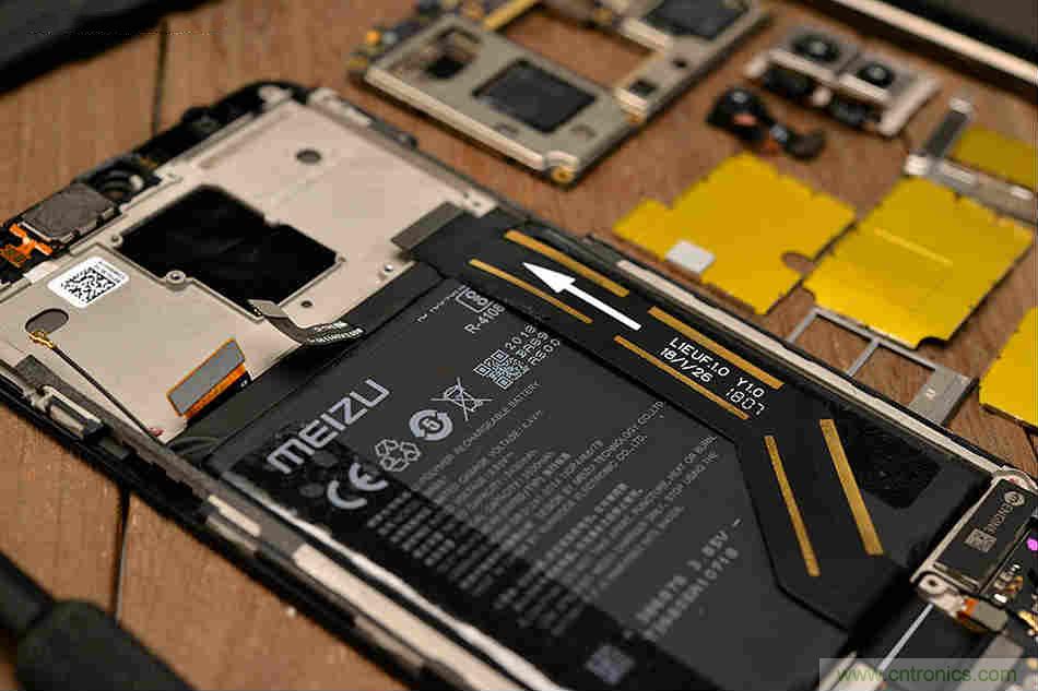 拆解魅族15 Plus：玩轉了新概念，但其工藝究竟如何？