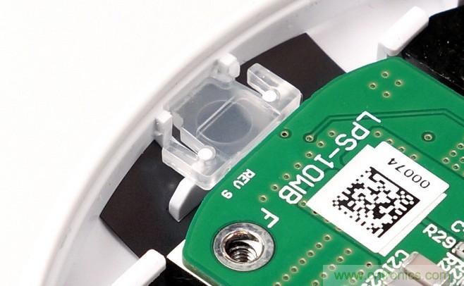 拆解對比：系出同門，小米、紫米無線充電器的差別有多大？