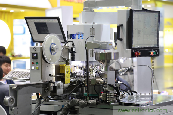 50000平米!50000人!1000家企業!92CEF強勢登陸上海