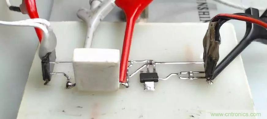 不錯的學(xué)習(xí)貼，低壓差降壓穩(wěn)壓電路設(shè)計