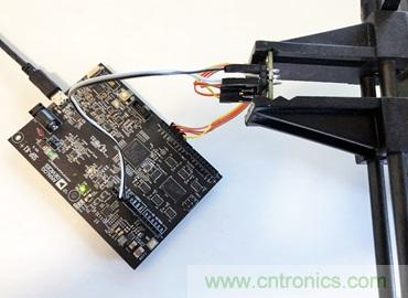 通過(guò)應(yīng)力和應(yīng)變管理，實(shí)現(xiàn)出色的高精度傾斜/角度檢測(cè)性能