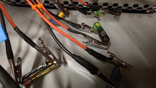 AAA電池怎么選？5款AAA堿性電池實測，結果可能出乎意料